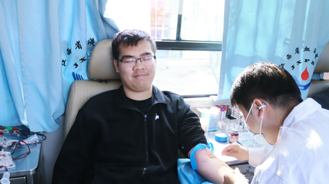 1765856915860054279.png 1765856915860054279.png