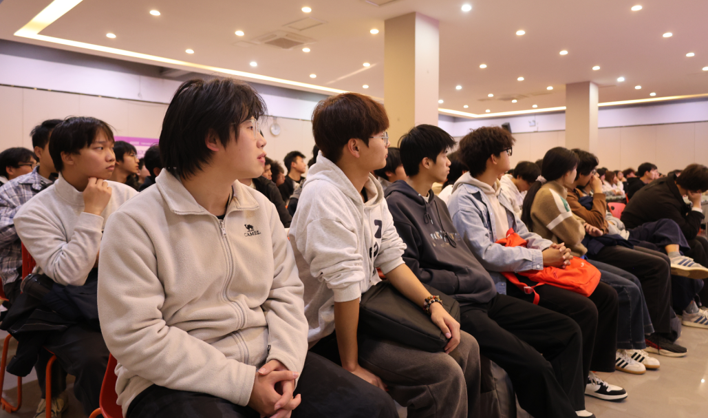 1766108445672051930.png 1766108445672051930.png